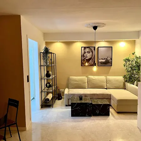 Townhouse In Monte Vinas - Nyaraló *